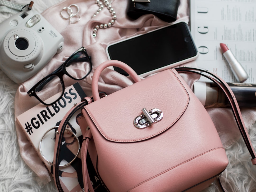 Photo trendy handbags